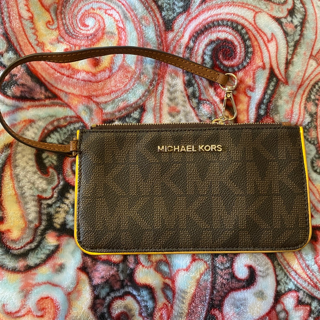 Brand New Michael Kors Wristlet